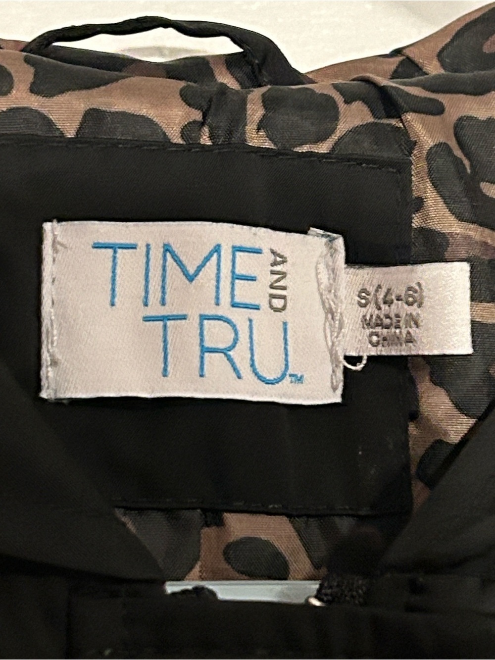 Time and Tru Black Hooded Rain Jacket - Picture 8 of 8